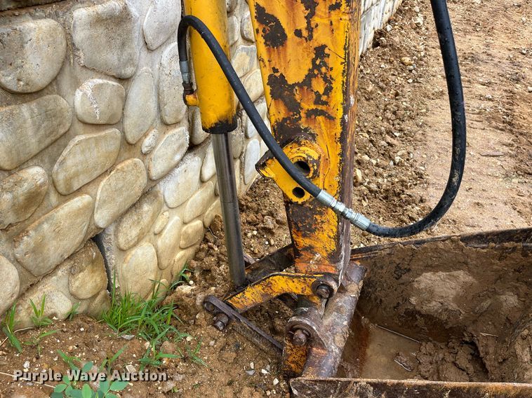 image for item LA9953 John Deere T5W3C  backhoe