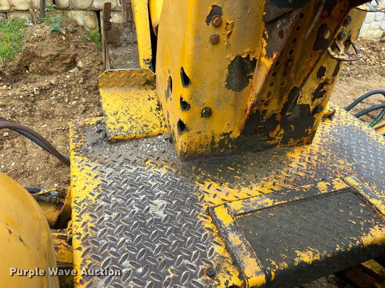 image for item LA9953 John Deere T5W3C  backhoe