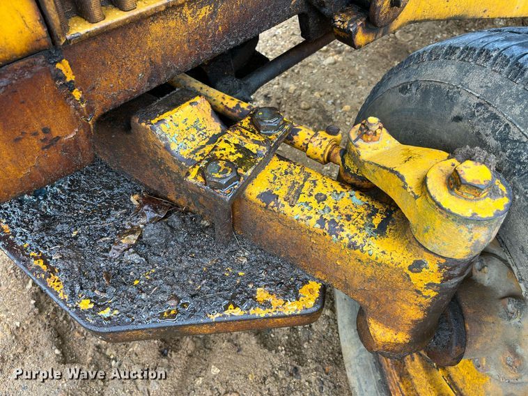 image for item LA9953 John Deere T5W3C  backhoe