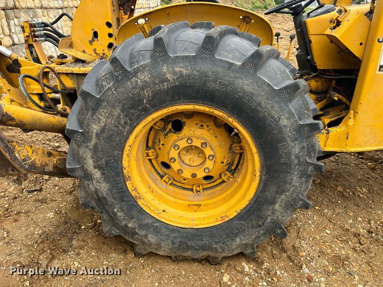 image for item LA9953 John Deere T5W3C  backhoe