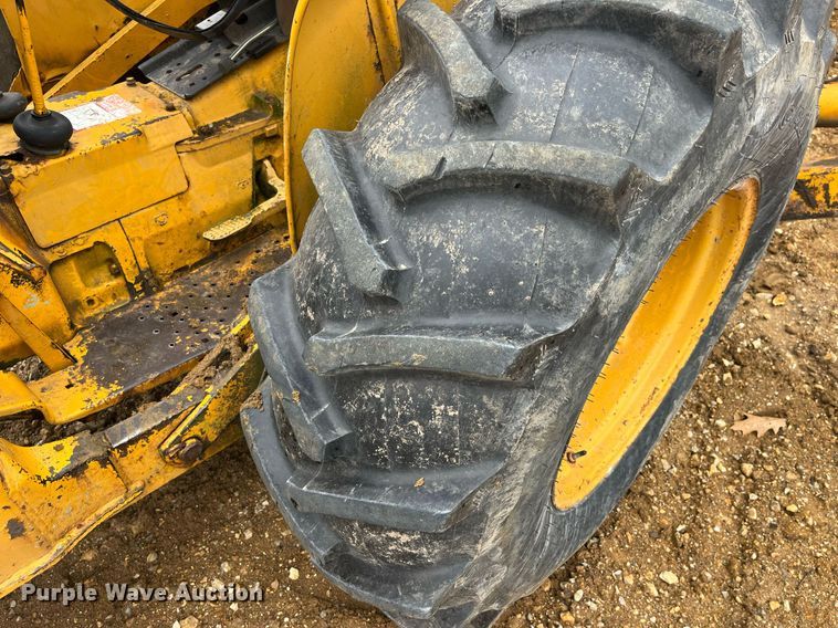 image for item LA9953 John Deere T5W3C  backhoe