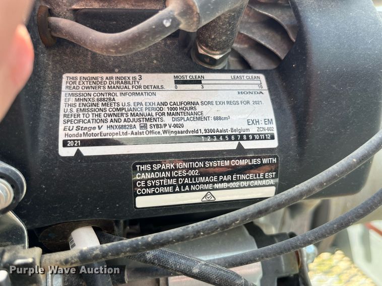 image for item LA9962 2022 Larson 5620  reel trailer