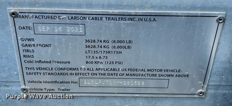 image for item LA9963 2021 Larson 5620  reel trailer