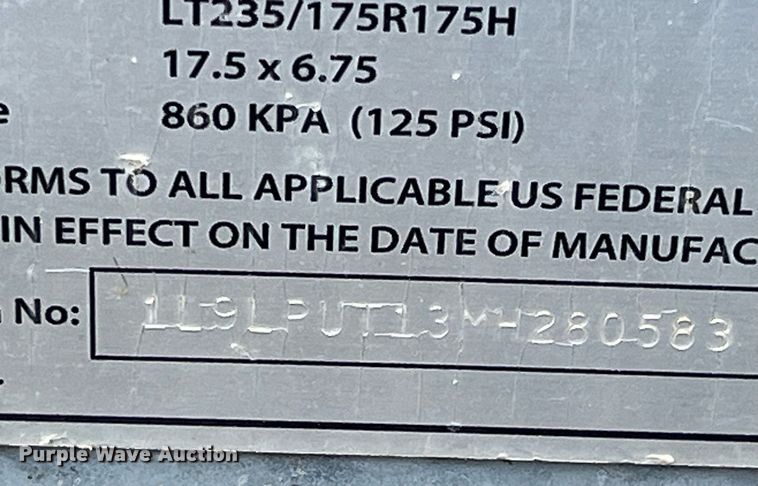 image for item LA9963 2021 Larson 5620  reel trailer