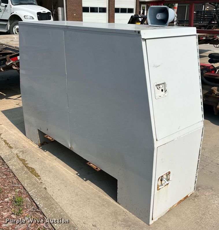 image for item LA9970 Toolbox