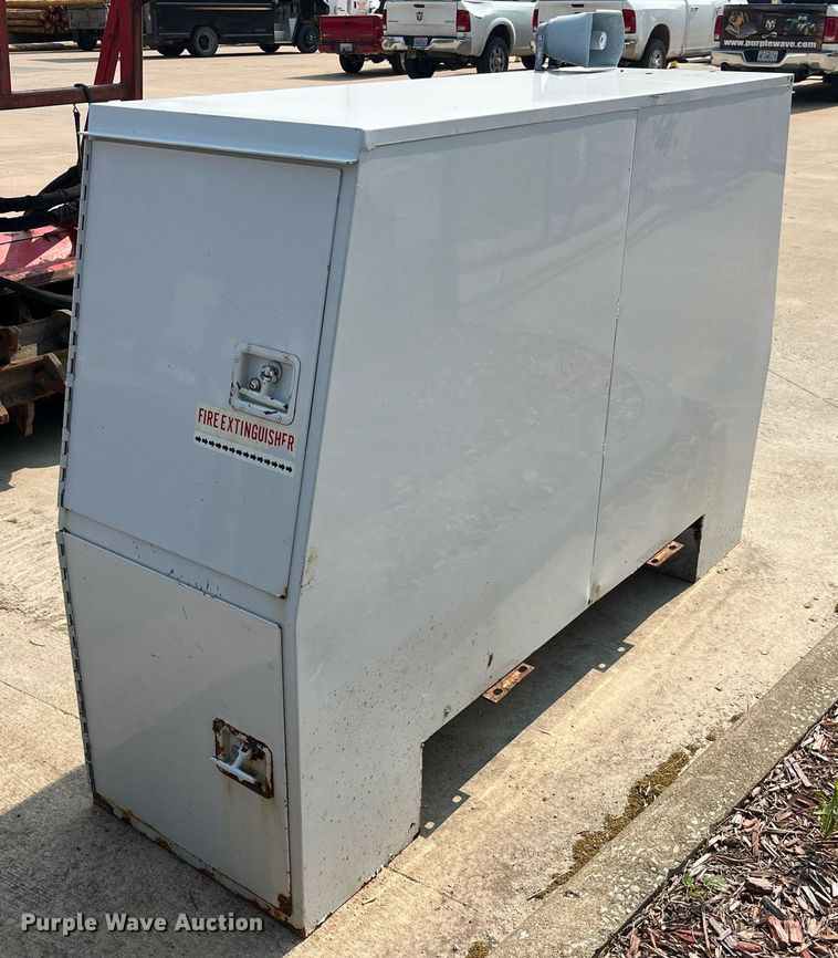 image for item LA9970 Toolbox