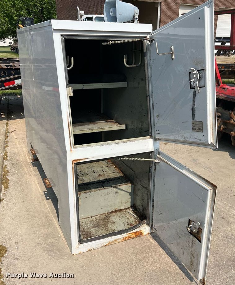 image for item LA9970 Toolbox