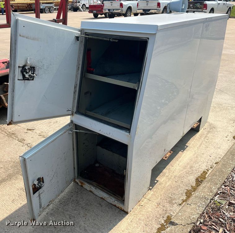 image for item LA9970 Toolbox