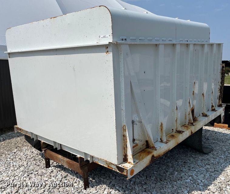 image for item LA9973 Chip bed