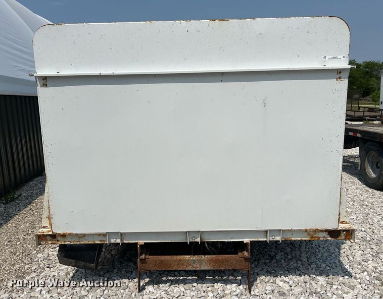 image for item LA9973 Chip bed