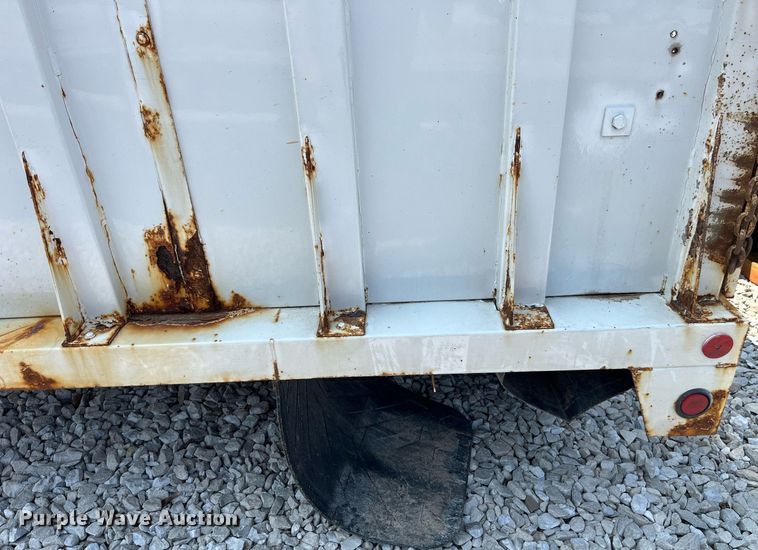 image for item LA9973 Chip bed