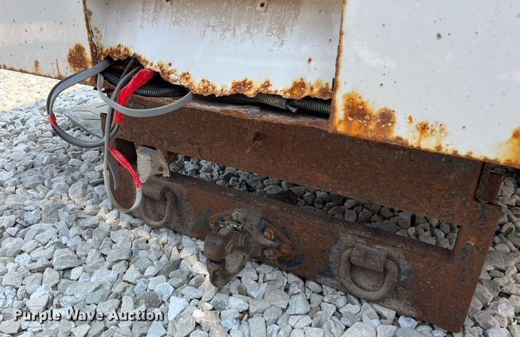 image for item LA9973 Chip bed