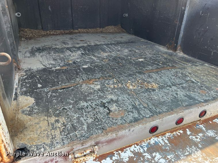 image for item LA9973 Chip bed