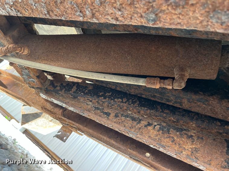 image for item LA9973 Chip bed