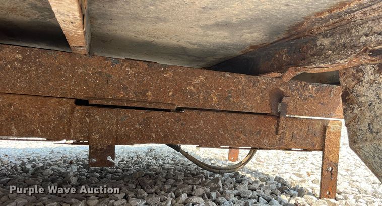 image for item LA9973 Chip bed