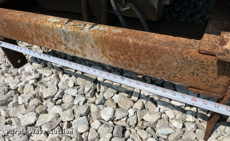 image for item LA9973 Chip bed