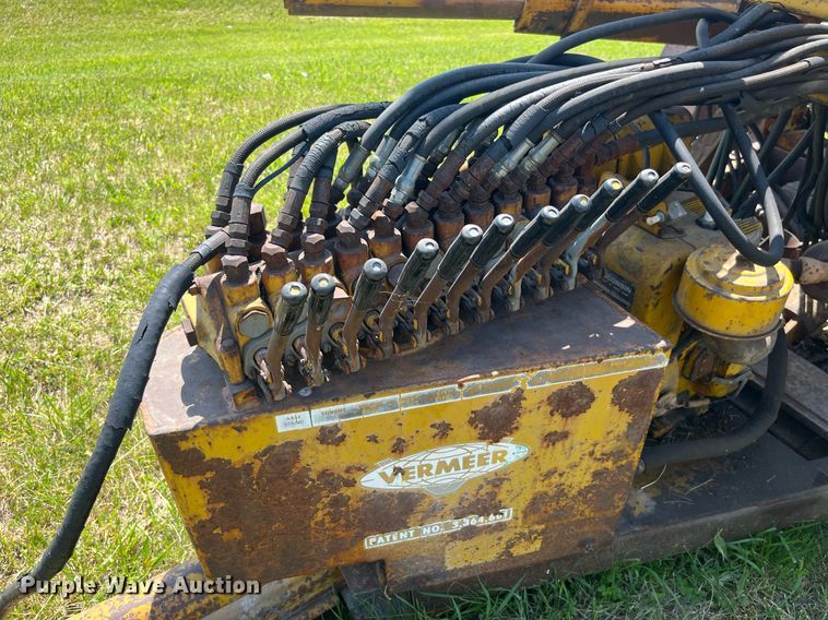 image for item LA9981 Vermeer TS44A  tree spade