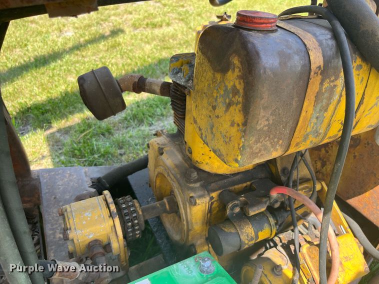 image for item LA9981 Vermeer TS44A  tree spade