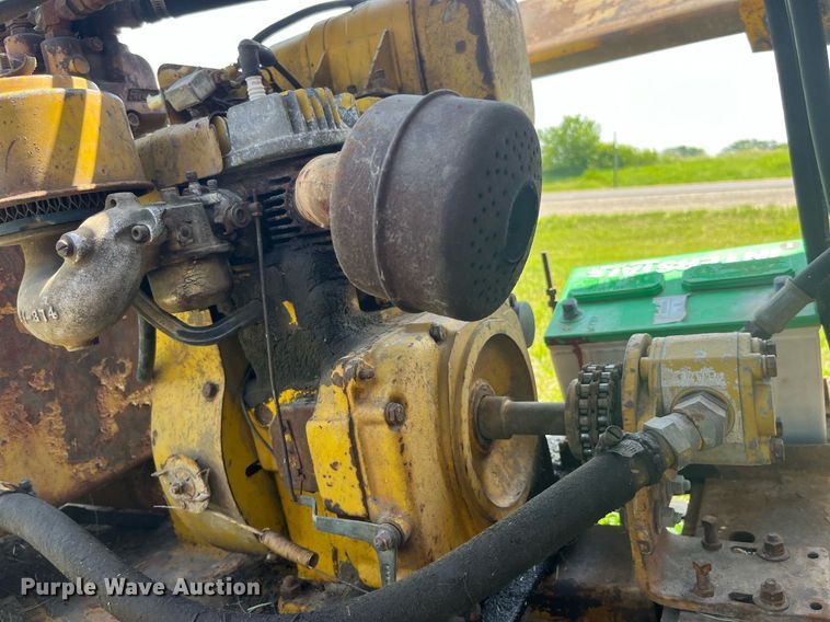 image for item LA9981 Vermeer TS44A  tree spade