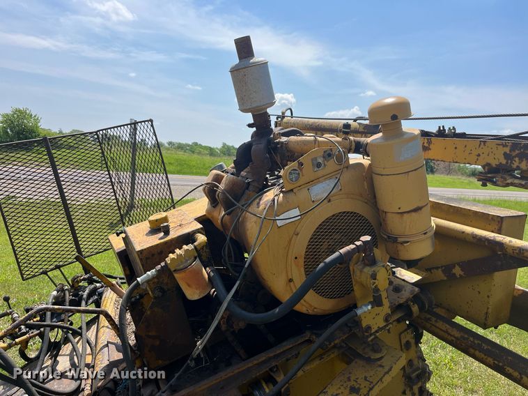 image for item LA9982 Vermeer 1560  stump grinder