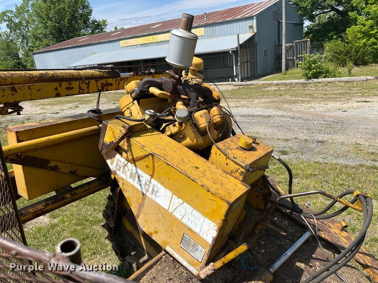 image for item LA9982 Vermeer 1560  stump grinder