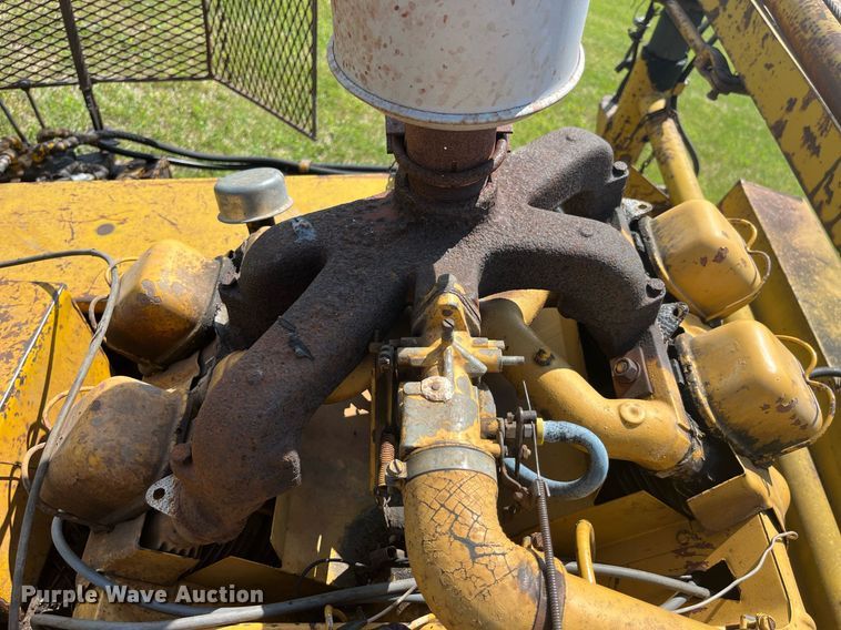 image for item LA9982 Vermeer 1560  stump grinder