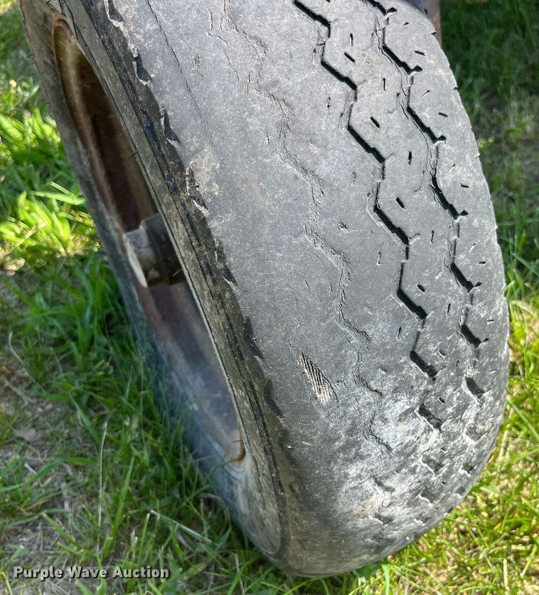 image for item LA9982 Vermeer 1560  stump grinder