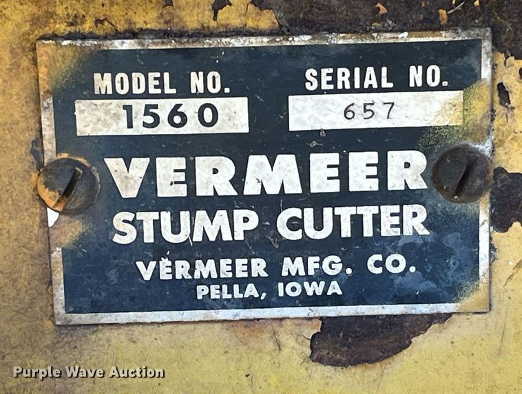 image for item LA9982 Vermeer 1560  stump grinder