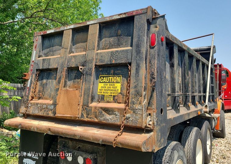 image for item LE9062 2006 Freightliner Business Class M2  dump truck