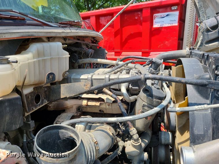 image for item LE9062 2006 Freightliner Business Class M2  dump truck