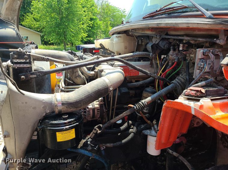 image for item LE9062 2006 Freightliner Business Class M2  dump truck