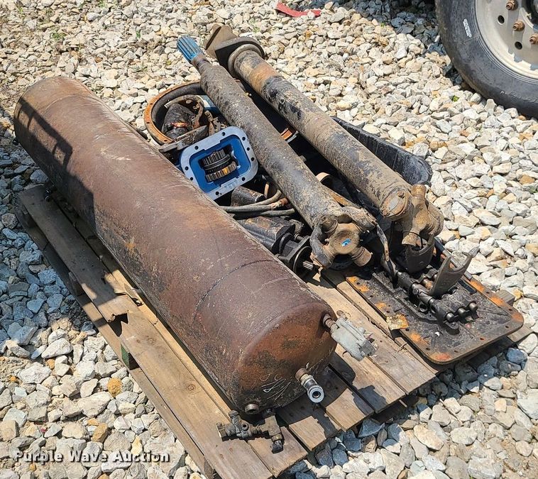 image for item LE9062 2006 Freightliner Business Class M2  dump truck