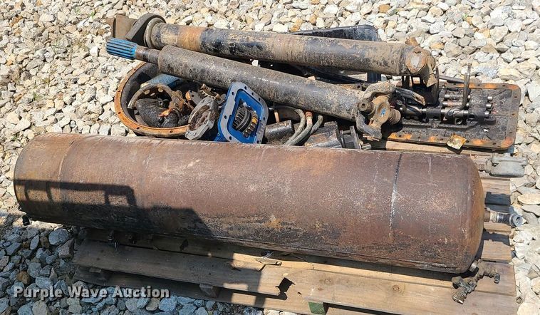 image for item LE9062 2006 Freightliner Business Class M2  dump truck