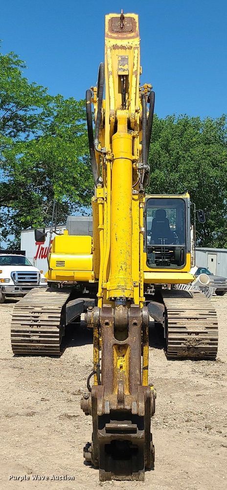 image for item LE9068 Komatsu PC400LC-8  excavator