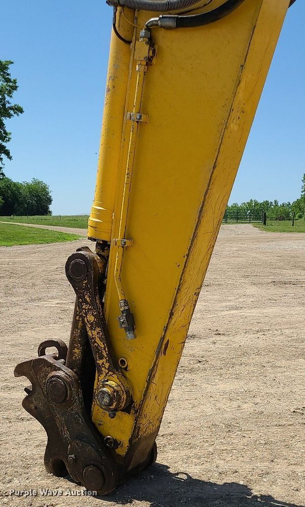 image for item LE9068 Komatsu PC400LC-8  excavator