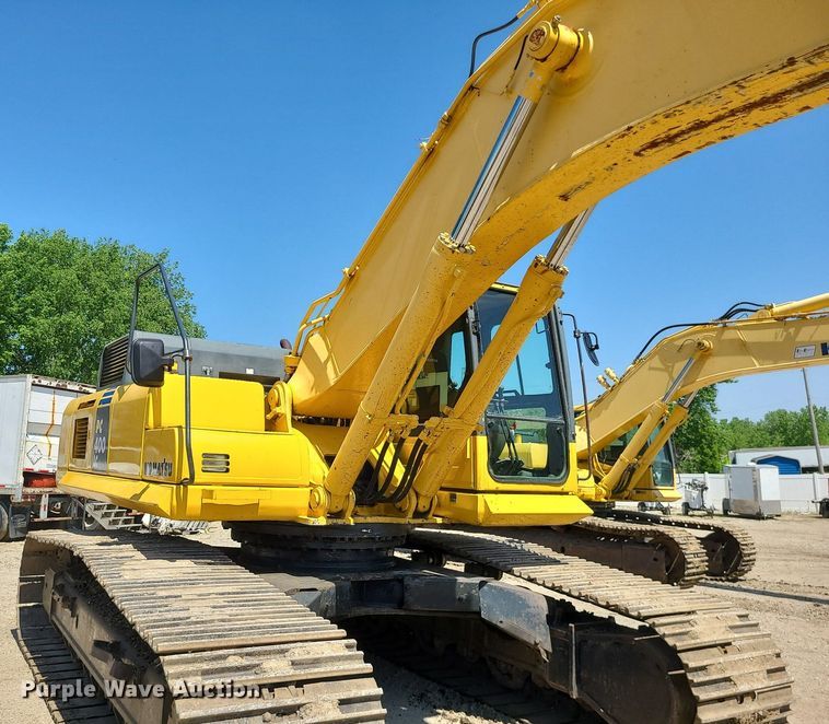 image for item LE9068 Komatsu PC400LC-8  excavator