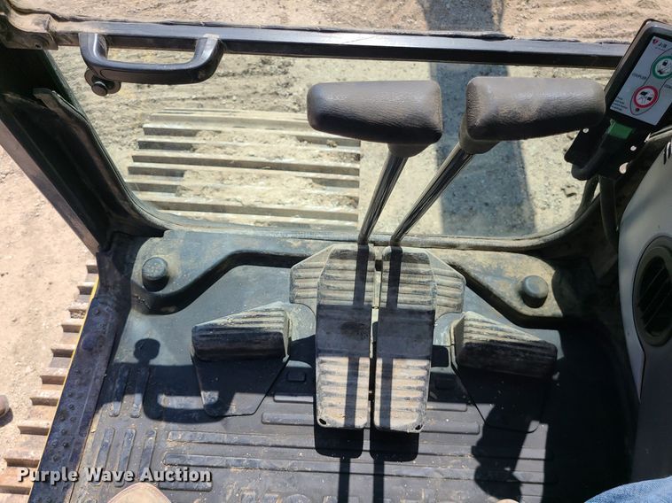 image for item LE9068 Komatsu PC400LC-8  excavator