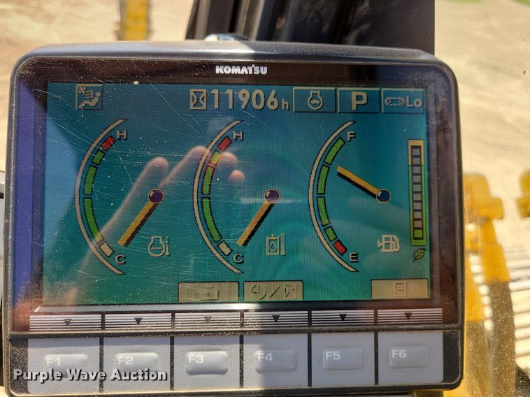 image for item LE9068 Komatsu PC400LC-8  excavator