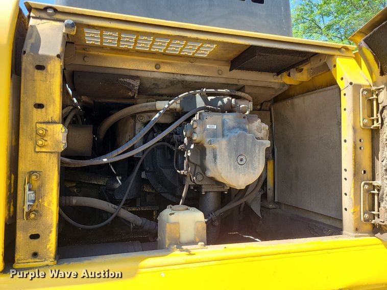 image for item LE9068 Komatsu PC400LC-8  excavator