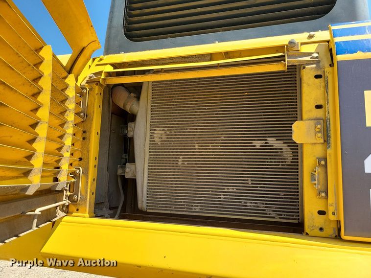 image for item LE9068 Komatsu PC400LC-8  excavator