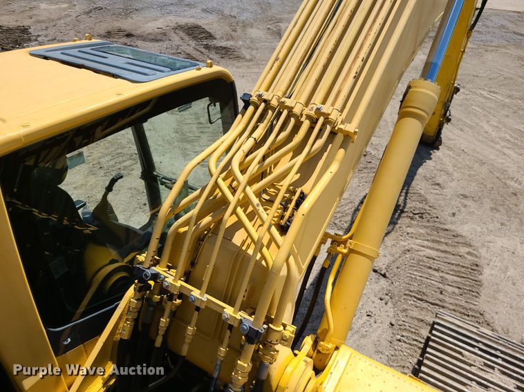 image for item LE9068 Komatsu PC400LC-8  excavator