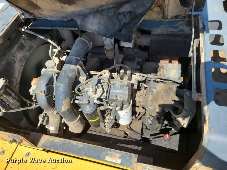 image for item LE9068 Komatsu PC400LC-8  excavator