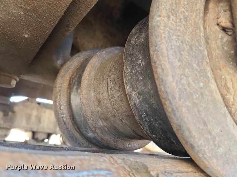 image for item LE9068 Komatsu PC400LC-8  excavator