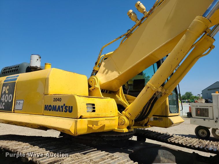 image for item LE9069 2006 Komatsu PC400LC-7L  excavator