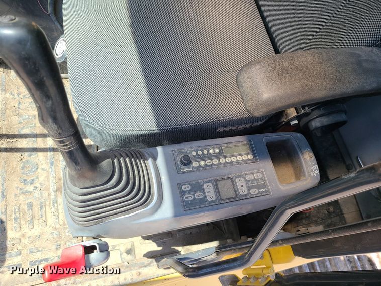 image for item LE9069 2006 Komatsu PC400LC-7L  excavator