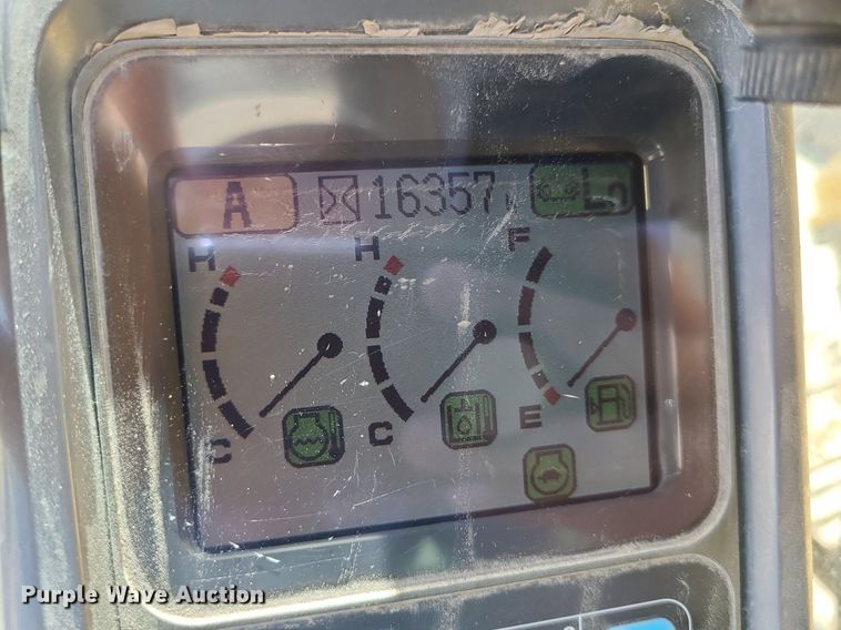 image for item LE9069 2006 Komatsu PC400LC-7L  excavator