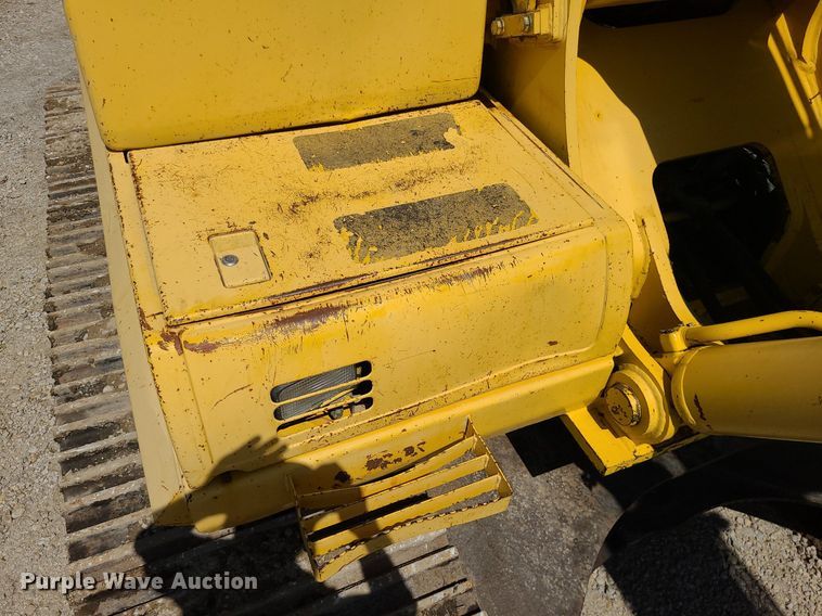 image for item LE9069 2006 Komatsu PC400LC-7L  excavator