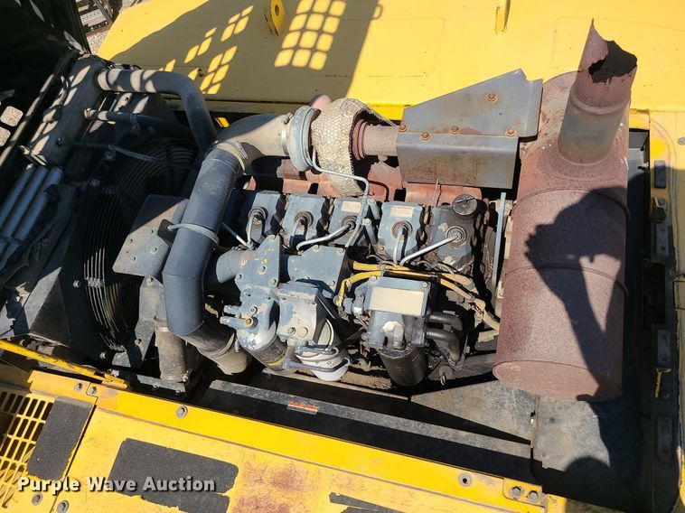 image for item LE9069 2006 Komatsu PC400LC-7L  excavator