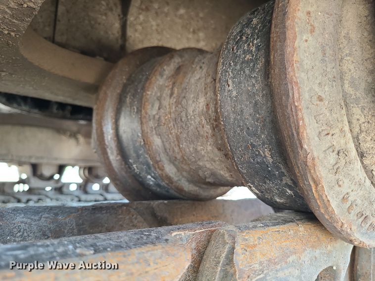 image for item LE9069 2006 Komatsu PC400LC-7L  excavator