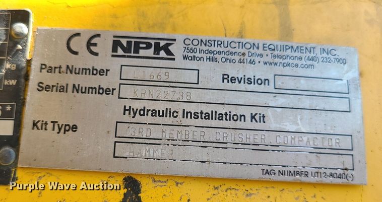 image for item LE9069 2006 Komatsu PC400LC-7L  excavator